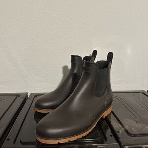 Rain Boot amoji Amazon brand